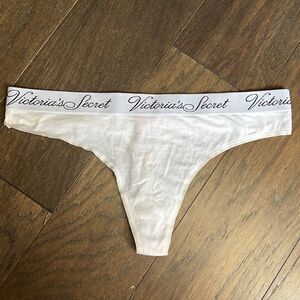 VICTORIA’s SECRET Cotton Thong Panty White XL NWT
